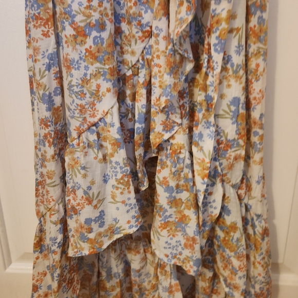 Floral Print Maxi Dress - Picture 9 of 11